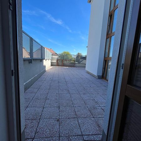 Apartmány U nemocnice Ceske Budejovice Kültér fotó