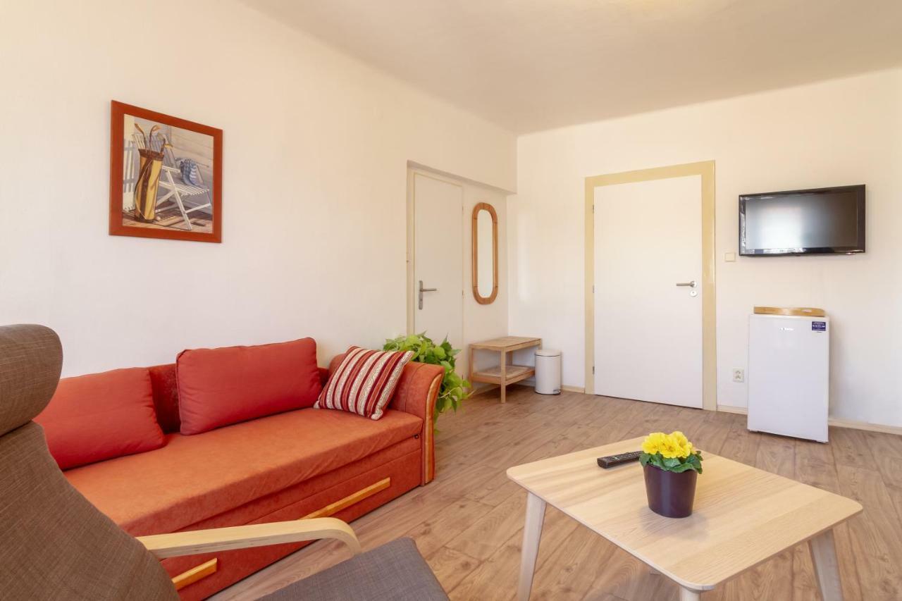 Apartmány U nemocnice Ceske Budejovice Kültér fotó