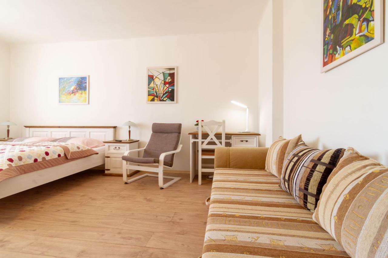 Apartmány U nemocnice Ceske Budejovice Kültér fotó